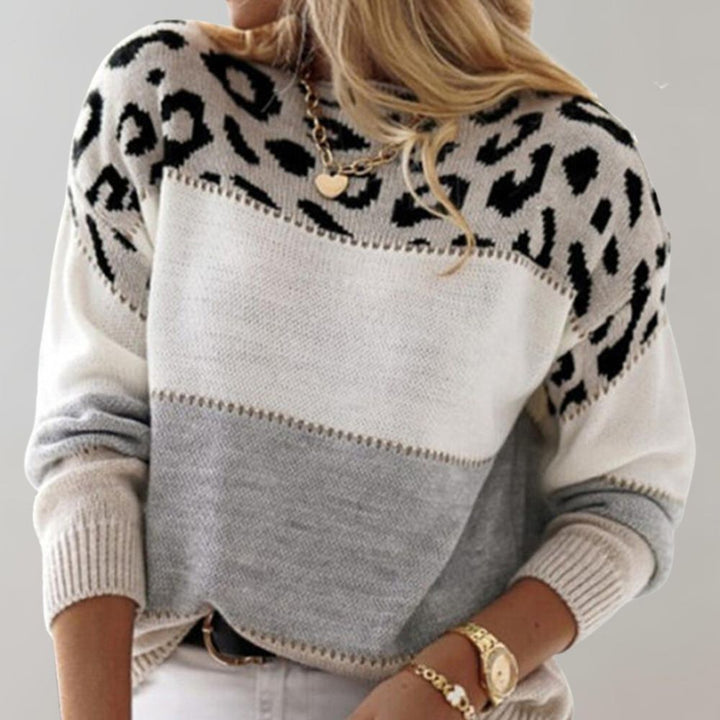 Chynna | Classic Comfort Leopard Sweater