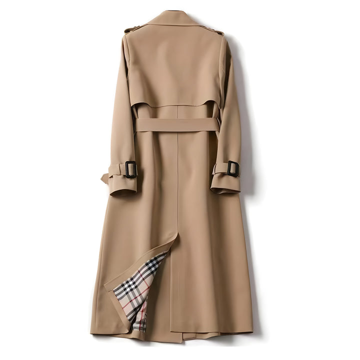 Rome | Elegant and fashionable trench coat