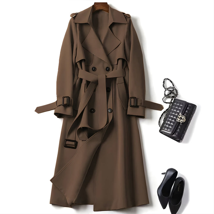 Rome | Elegant and fashionable trench coat
