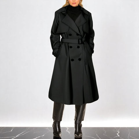 Rome | Elegant and fashionable trench coat